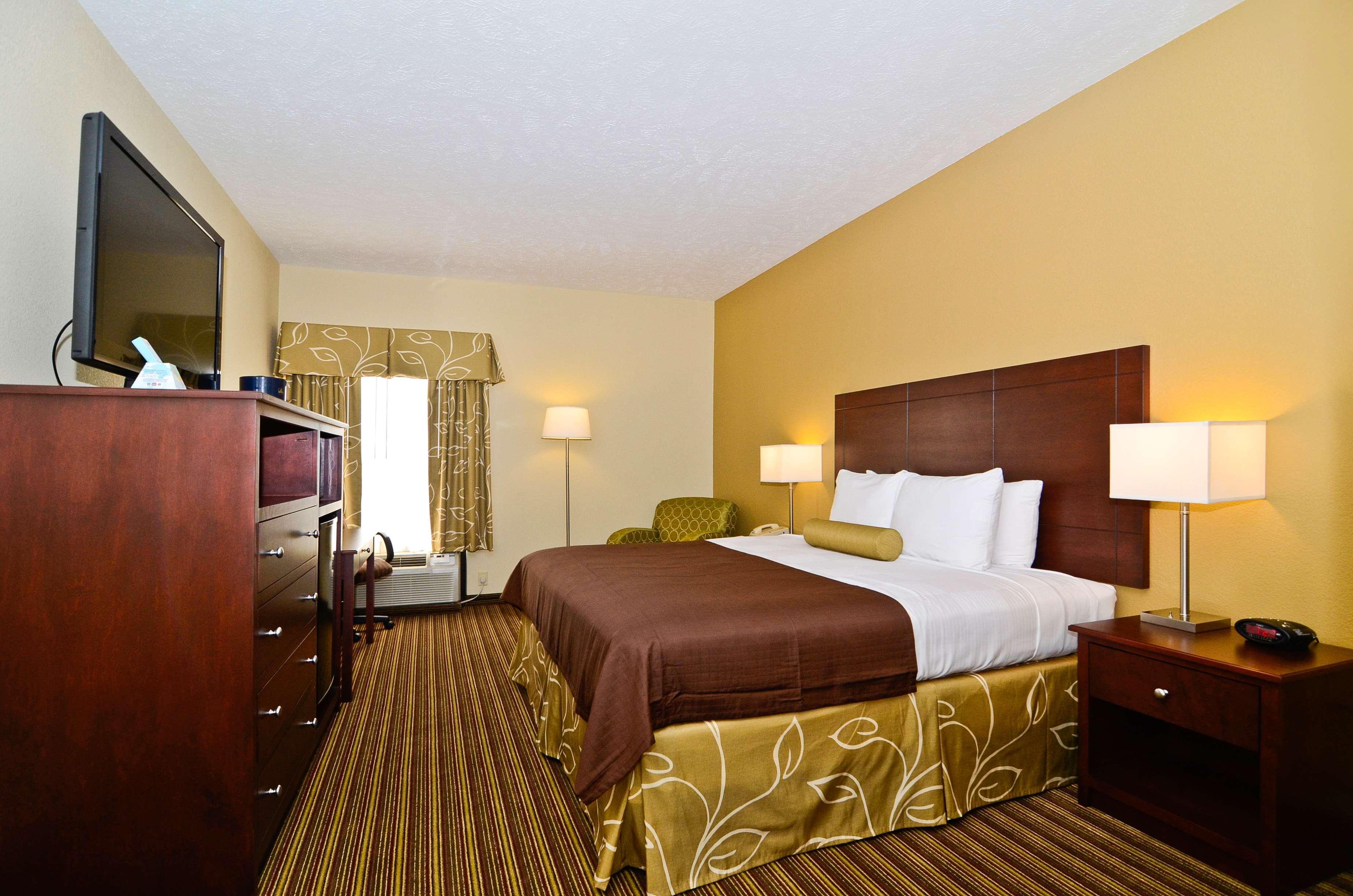 Best Western Plus Springfield Airport Inn Eksteriør billede