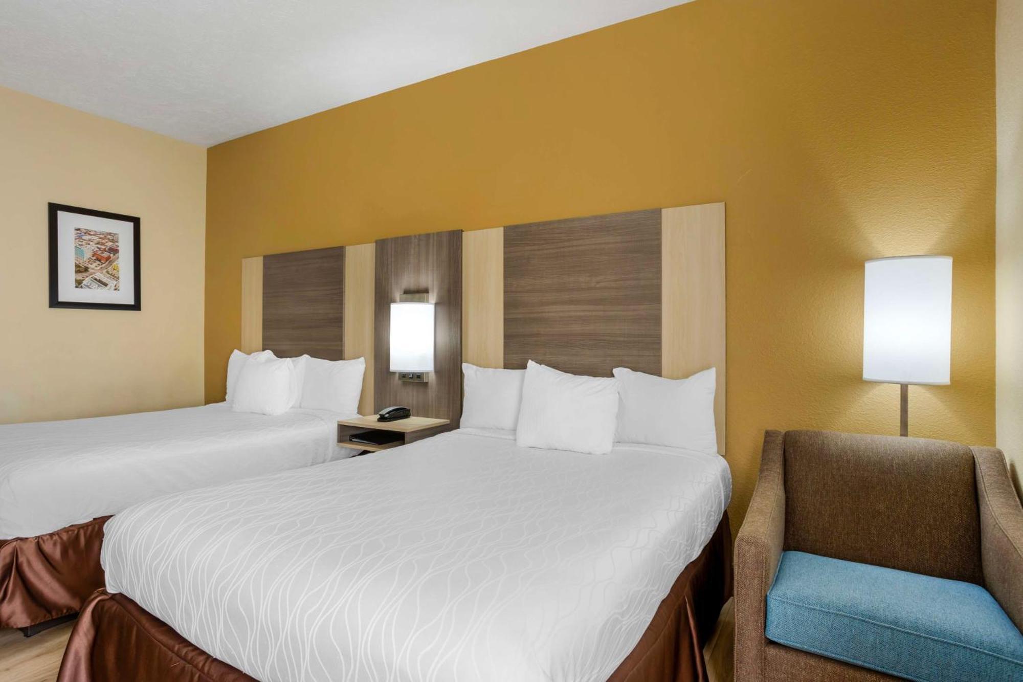 Best Western Plus Springfield Airport Inn Eksteriør billede