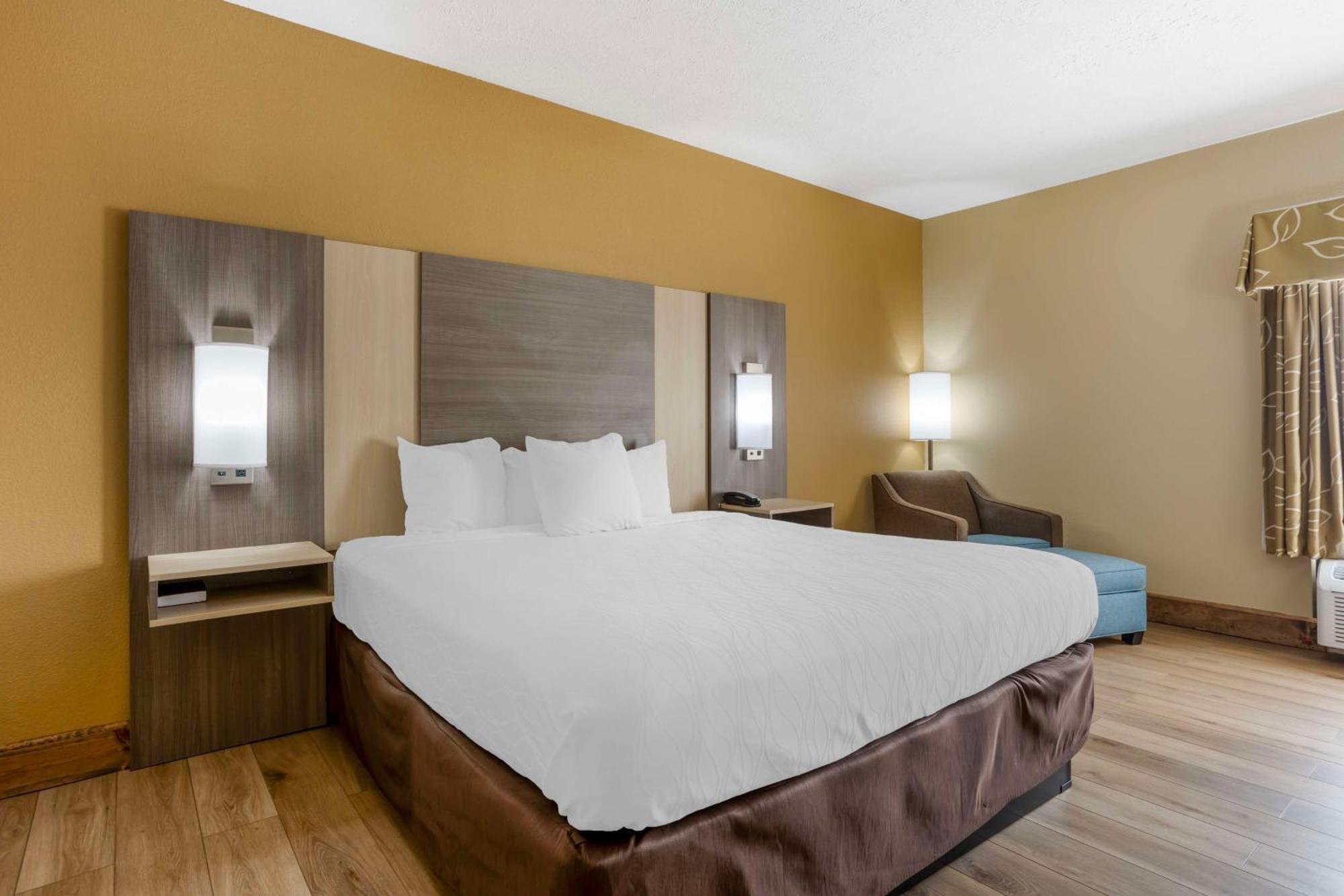 Best Western Plus Springfield Airport Inn Eksteriør billede